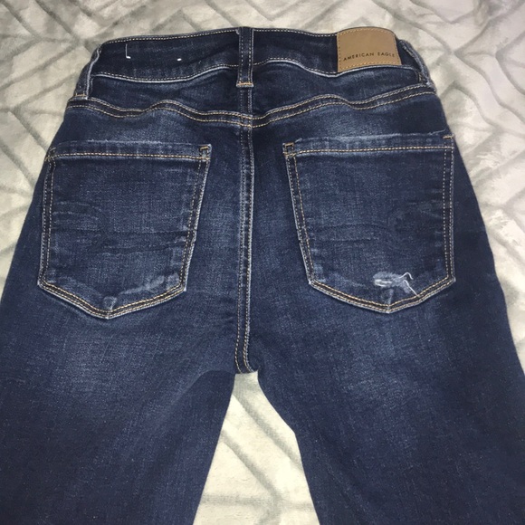 American Eagle Outfitters women’s ripped jeans - Picture 4 of 6